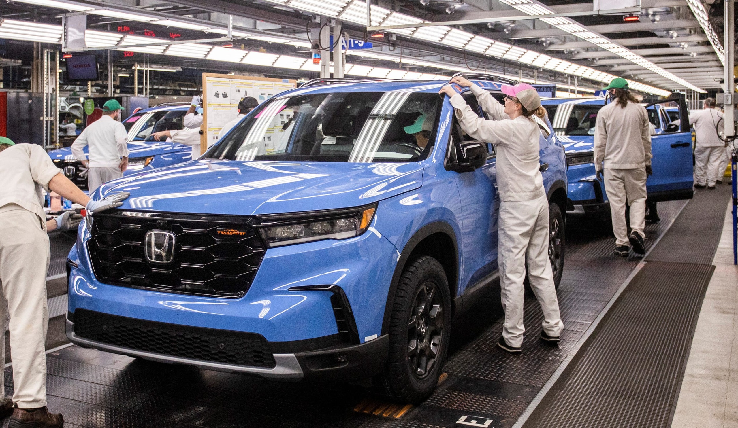 Honda'nın CEO'su Kuzey Amerika'da Yeni Bir Fabrika İnşa Etmeyi Düşünüyor