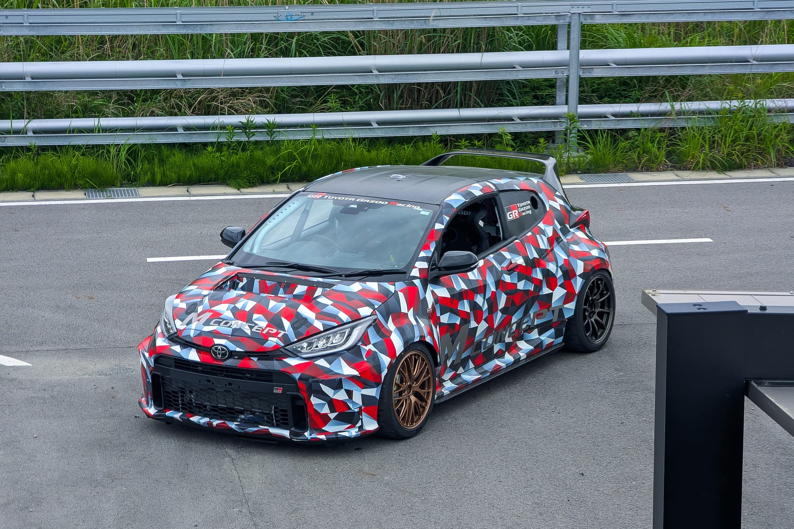 Toyota MR2 Geliştirme Aracı Fuji Speedway'de Test Edilirken Görüntülendi