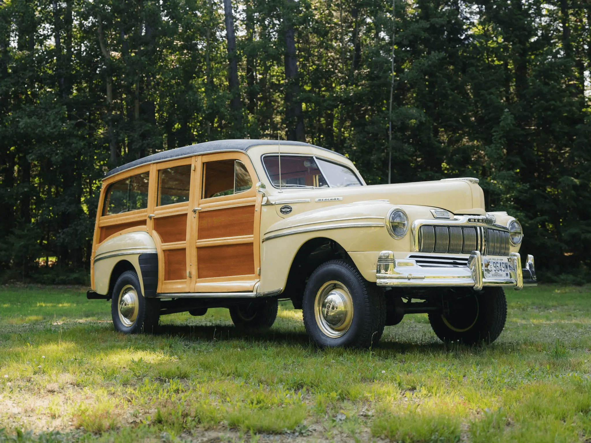 1948 Mercury Woody 4x4 Vagon Göz Kamaştırıyor, Bring a Trailer’da Satışta