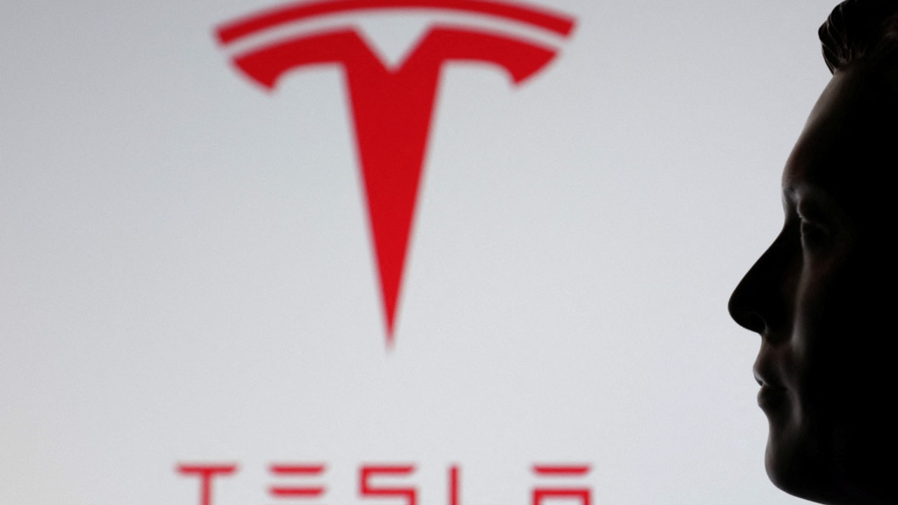 Tesla'nın satışları beklentilerin çok üzerinde arttı