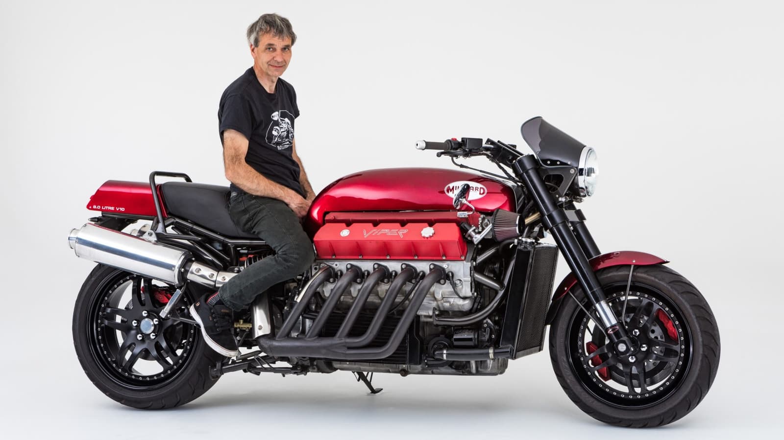 Cesaretiniz Varsa, Satılık 500 Beygir Gücünde Viper V10 Motorlu Motosiklet