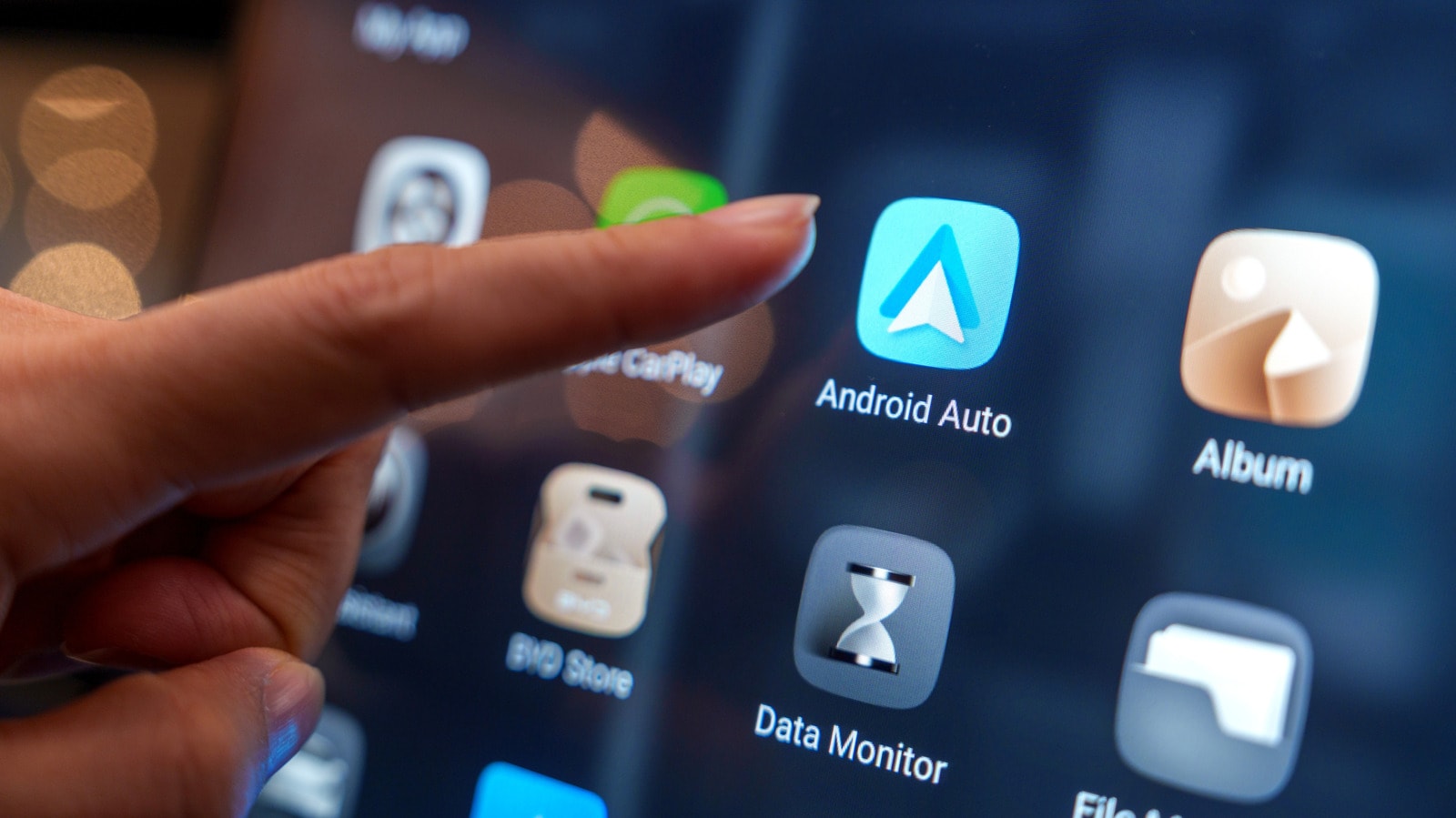 Android Auto Eklemek İçin Mutlaka Yeni Bir Ana Üniteye Geçmeniz Gerekir mi?