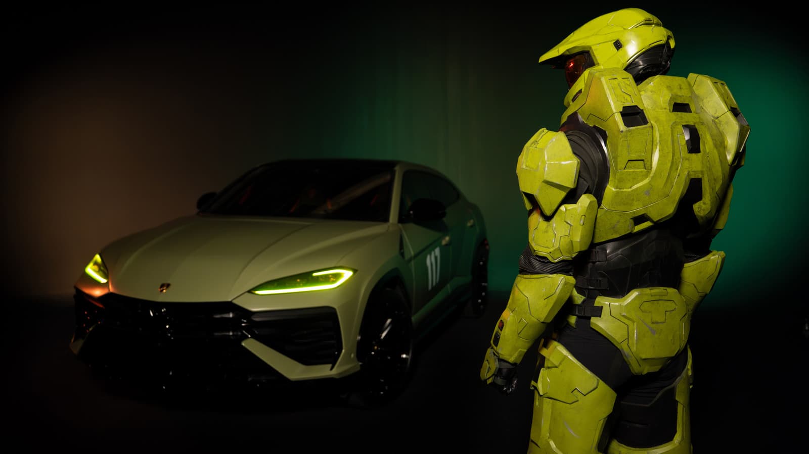 Lamborghini, 'Forza Horizon 6'da Kullanabileceğiniz Halo Temalı Bir Urus Tasarımı Yaptı (Daha da Önemlisi, Master Chief'le Tanıştım)