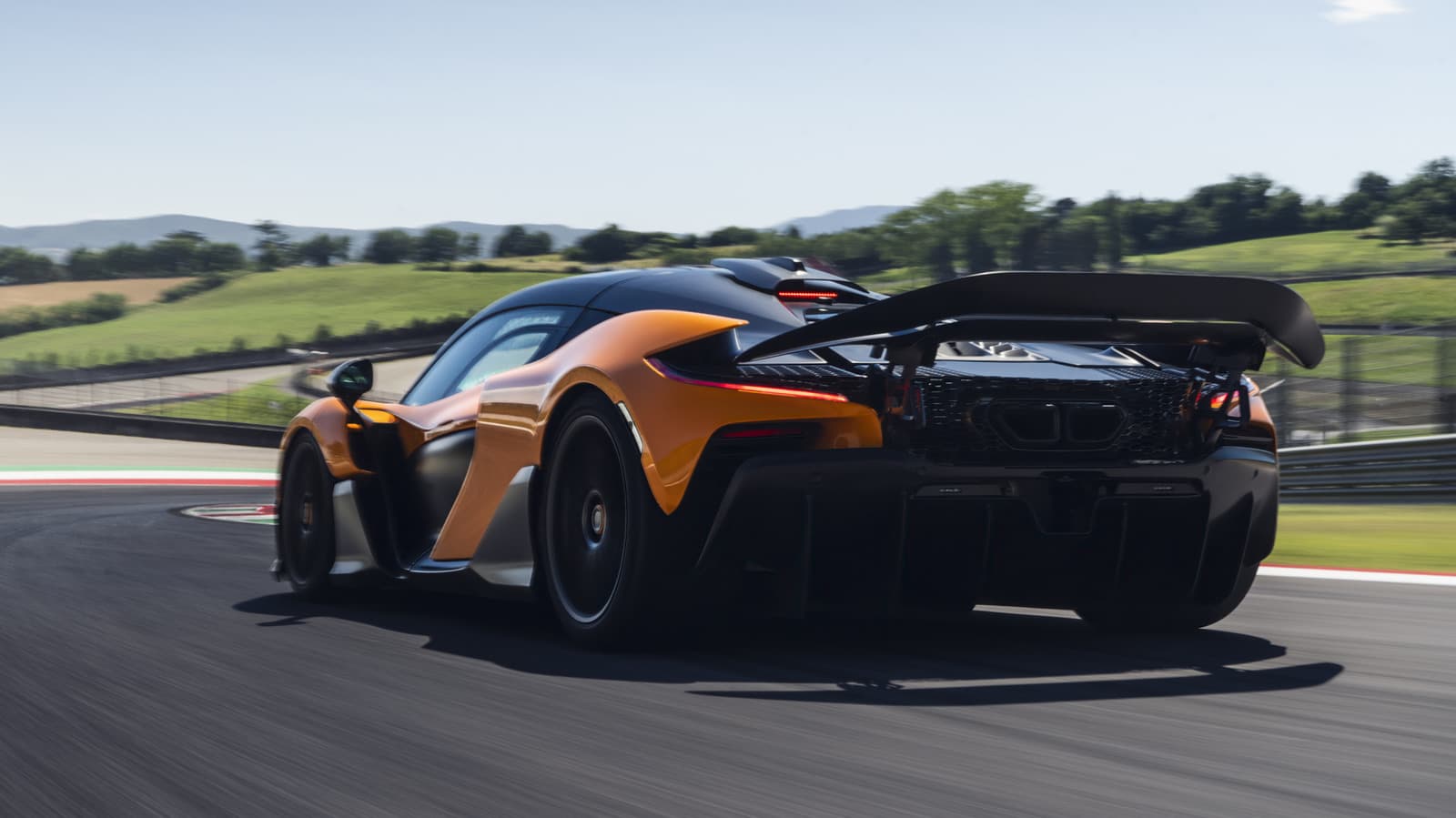 Sokaktaki Söylentilere Göre McLaren Manuel Vitesli Bir Hiper Otomobil Olan P50 Üzerinde Çalışıyor
