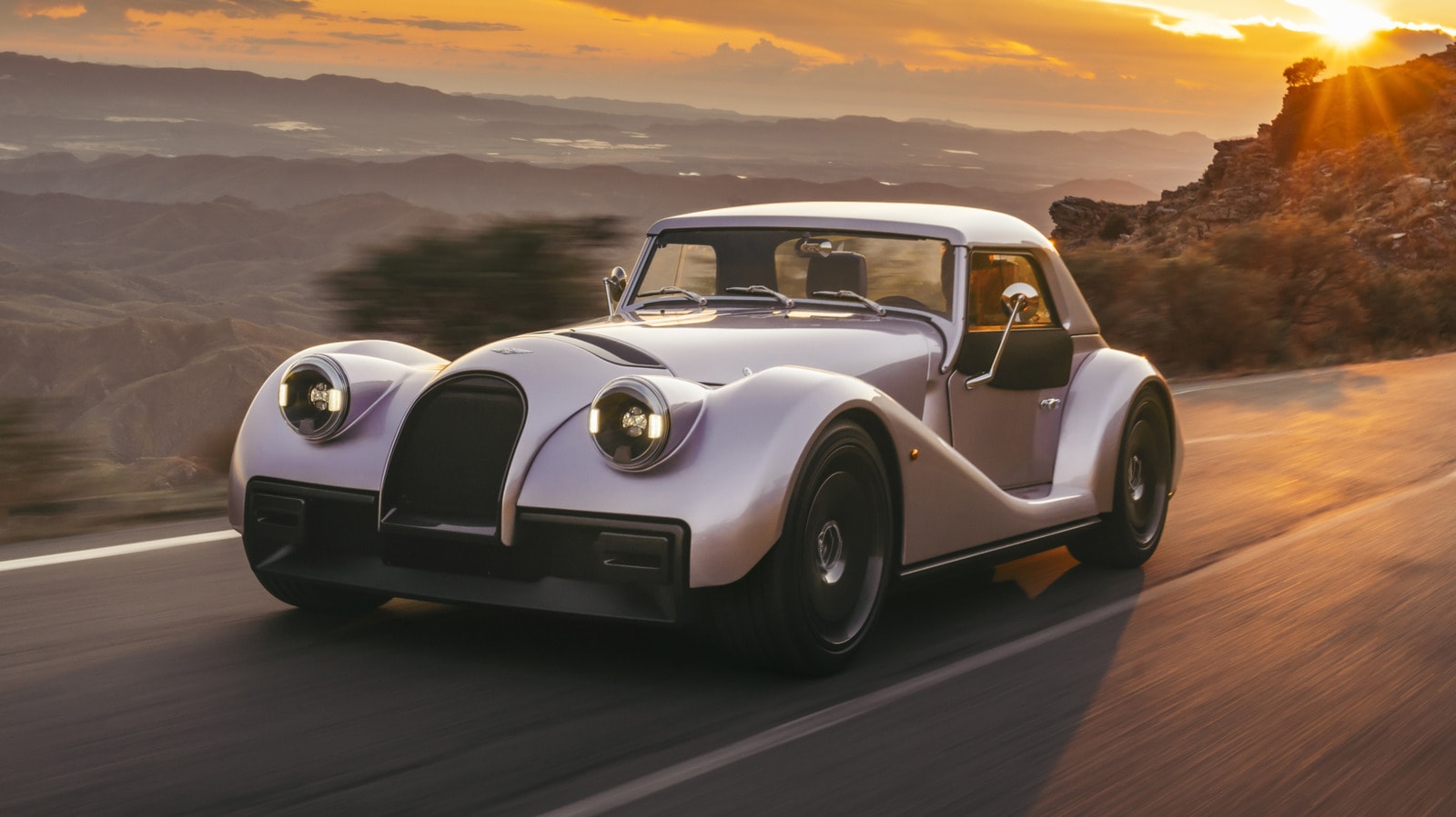 Sevinin, Morgan Supersport Amerika'ya Geliyor! Üzülün, Sadece Dört Silindirli Motoru Alıyoruz